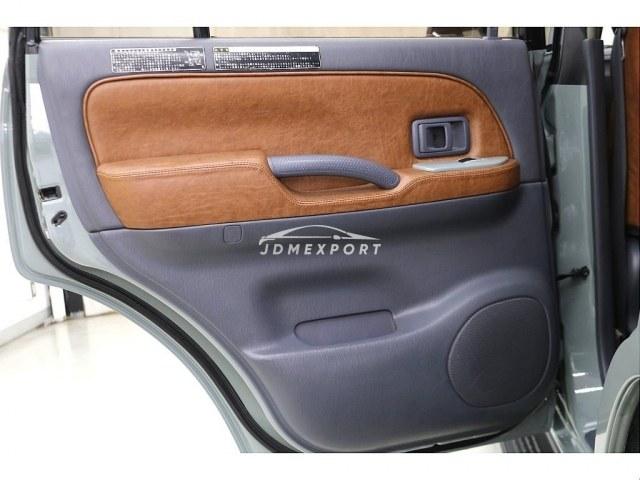 Toyota Land Cruiser Prado 2001 thumbnail 16