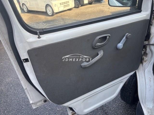 Mazda Scrum Truck 1999 thumbnail 10