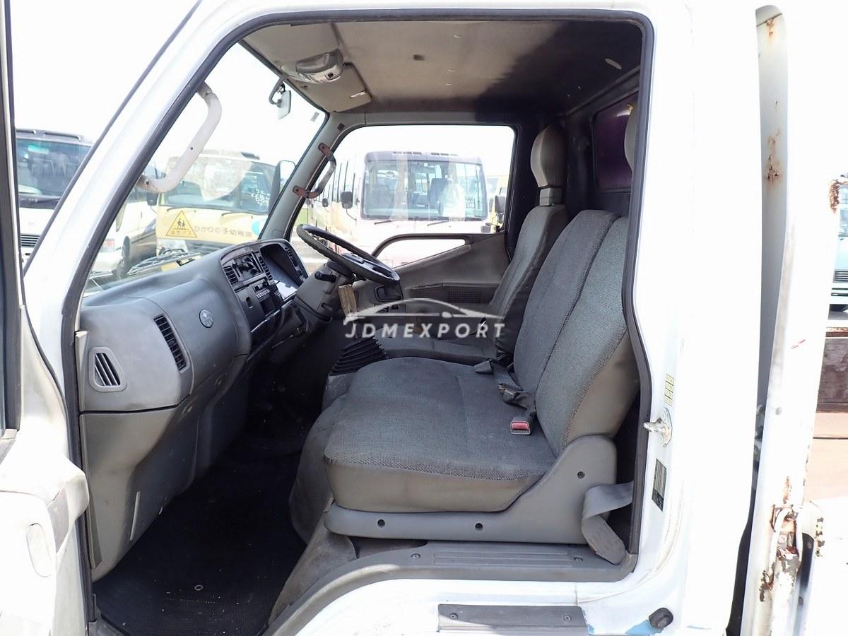 Mitsubishi Fuso Canter 1995 thumbnail 29