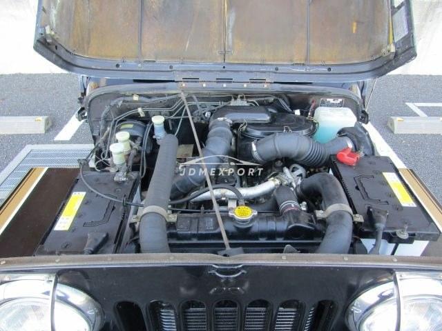 Mitsubishi Jeep 1995 thumbnail 16