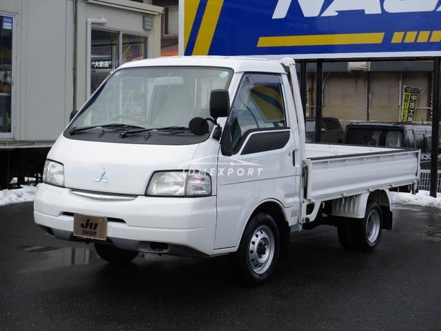 Mitsubishi Delica Truck 2001 thumbnail 3