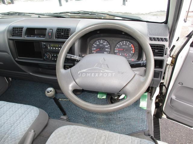 Mitsubishi Delica Truck 2001 thumbnail 16
