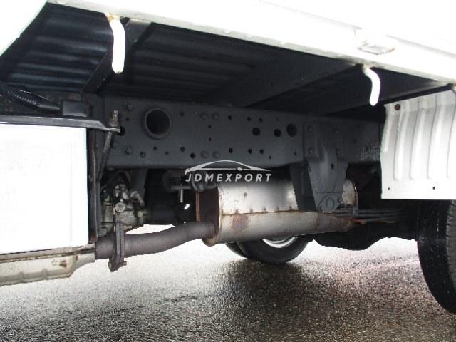 Mitsubishi Delica Truck 2001 thumbnail 11