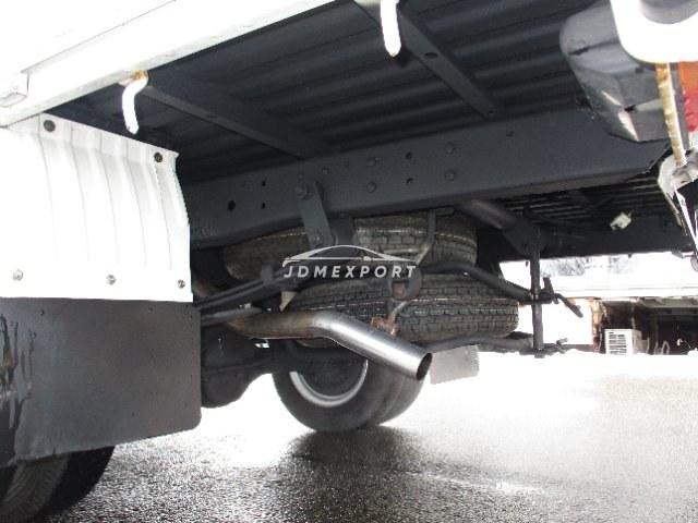 Mitsubishi Delica Truck 2001 thumbnail 12