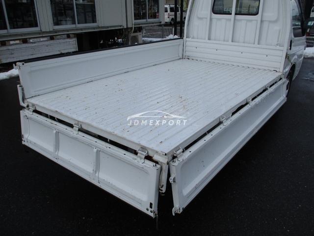 Mitsubishi Delica Truck 2001 thumbnail 18