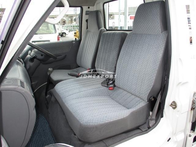Mitsubishi Delica Truck 2001 thumbnail 30