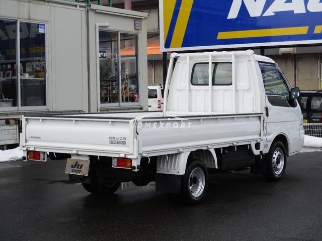 Mitsubishi Delica Truck 2001 thumbnail 2