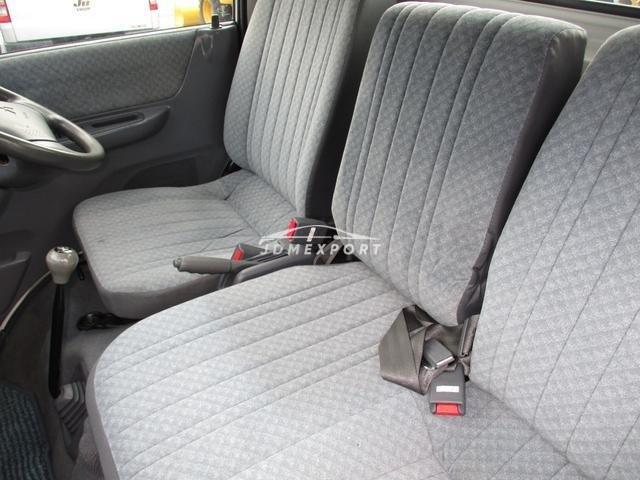 Mitsubishi Delica Truck 2001 thumbnail 6