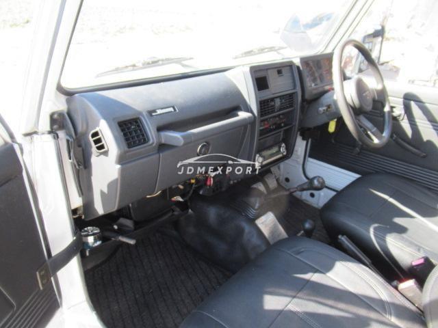 Suzuki Jimny 1993 thumbnail 38