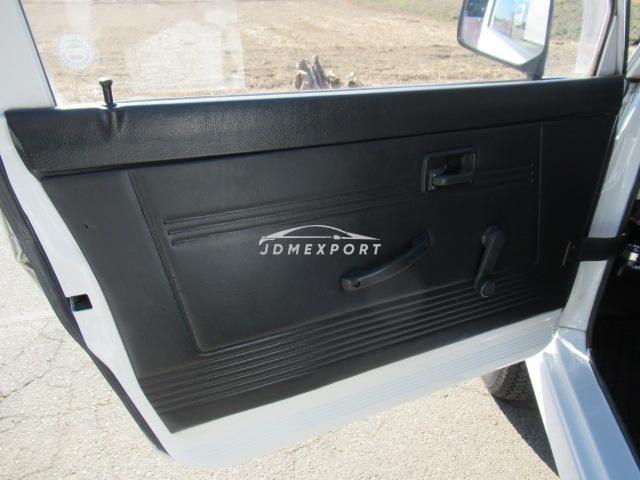 Suzuki Jimny 1993 thumbnail 37