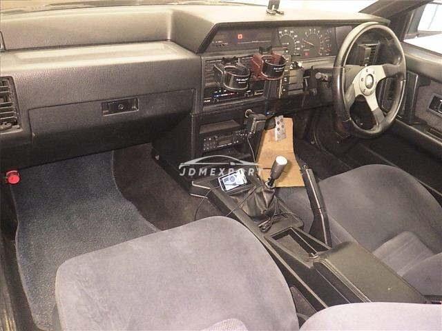 Nissan Skyline 1987 thumbnail 5