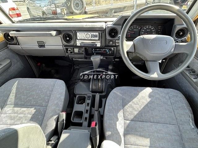 Toyota Land Cruiser 2000 thumbnail 3