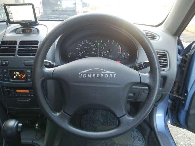 Mitsubishi Carisma 1997 thumbnail 13