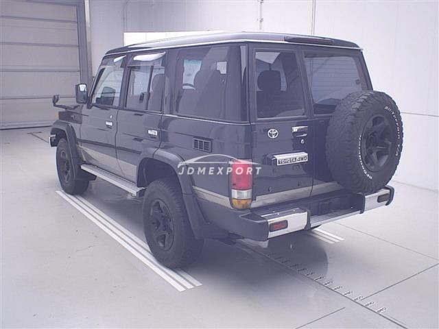 Toyota Land Cruiser 1999 thumbnail 2