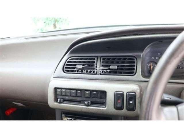 Nissan Cefiro 1991 thumbnail 22