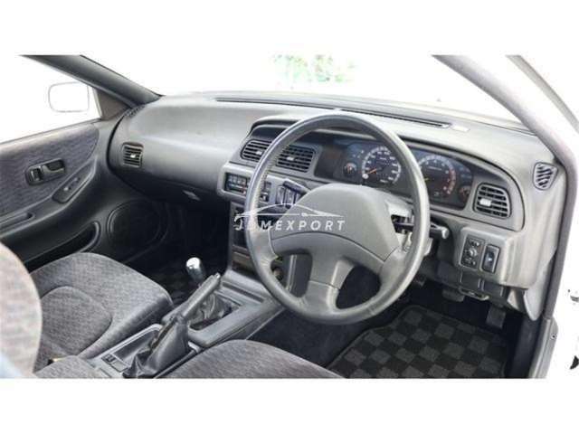 Nissan Cefiro 1988 thumbnail 43