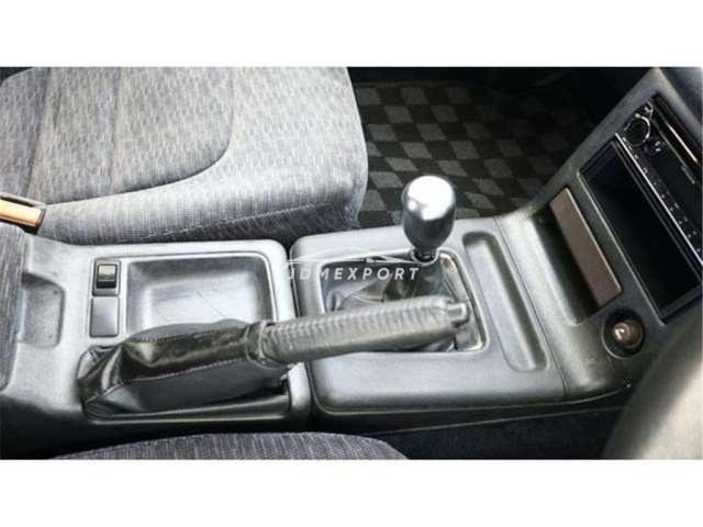 Nissan Cefiro 1988 thumbnail 25