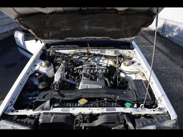 Nissan Skyline 1984 thumbnail 12