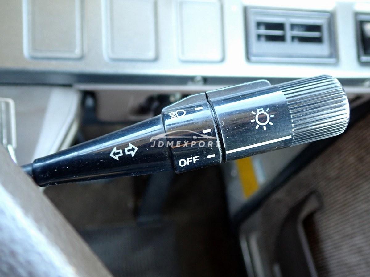 Toyota Coaster 1989 thumbnail 33