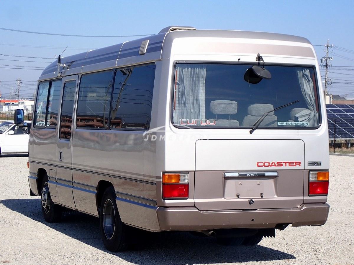 Toyota Coaster 1989 thumbnail 3