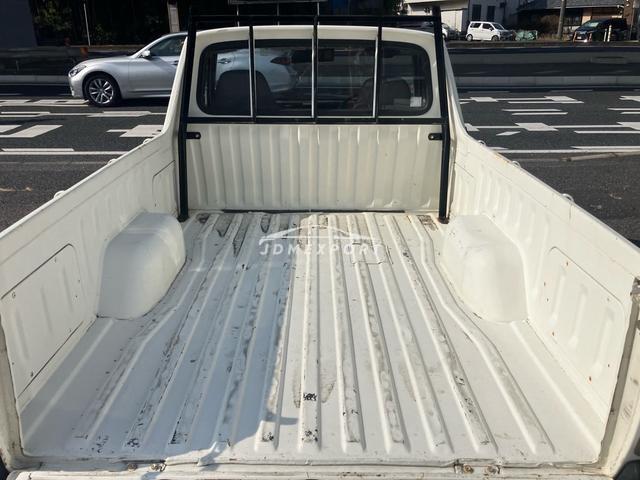Nissan Sunny Truck 1993 thumbnail 10