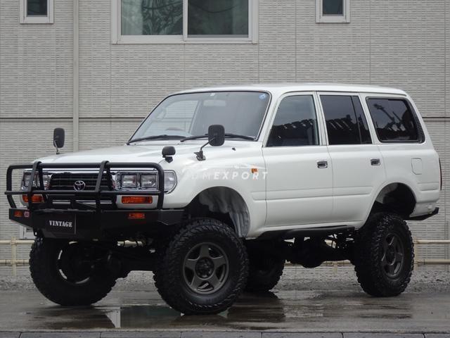 Toyota Land Cruiser 80 1996 thumbnail 2