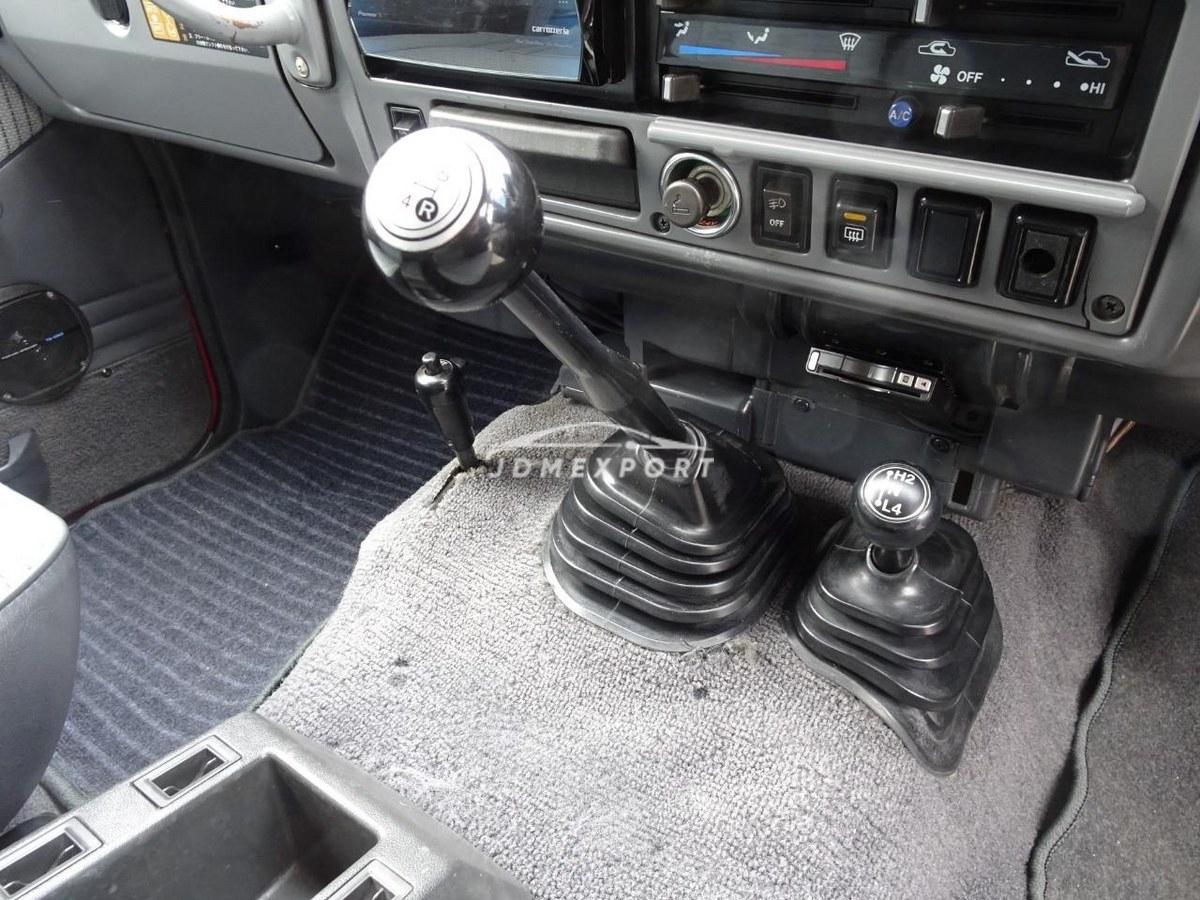 Toyota Land Cruiser 60 1987 thumbnail 55
