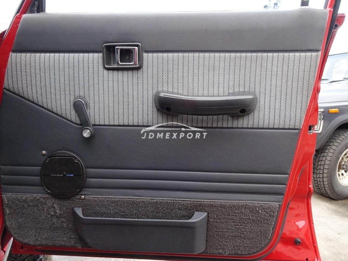 Toyota Land Cruiser 60 1987 thumbnail 33