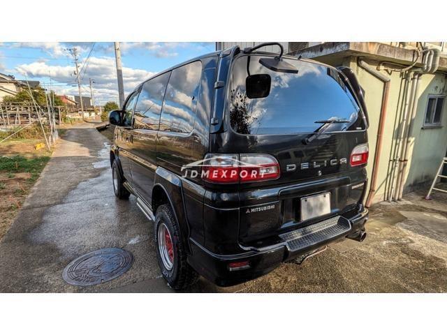 Mitsubishi Delica Spacegear 2001 thumbnail 5