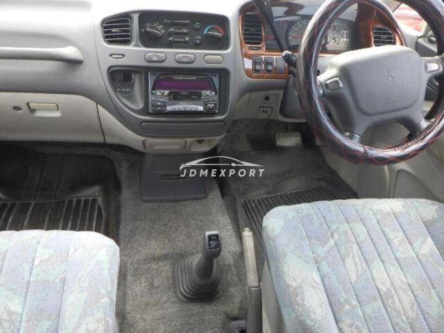 Mitsubishi Delica Spacegear 1996 thumbnail 3