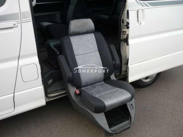 Toyota Touring Hiace 2000 thumbnail 5