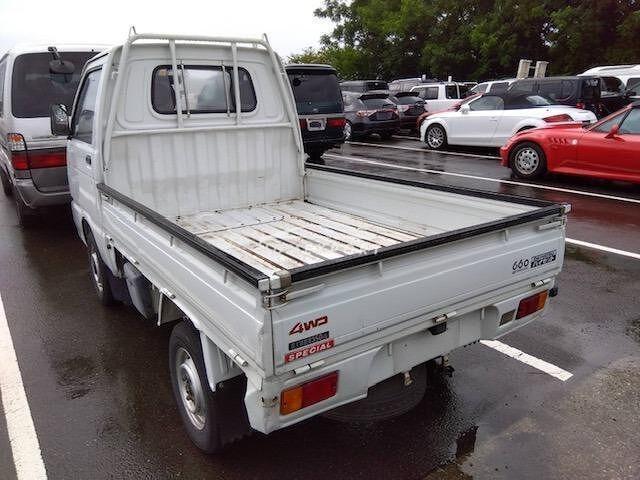 Daihatsu Hijet Truck 1992 thumbnail 2
