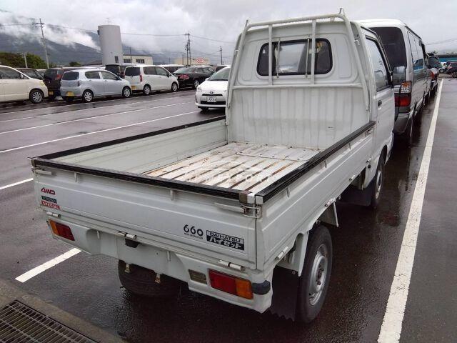 Daihatsu Hijet Truck 1992 thumbnail 5