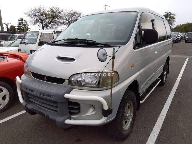 Mitsubishi Delica Spacegear 1996