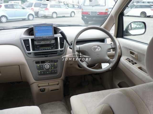 Toyota Nadia 2001 thumbnail 6