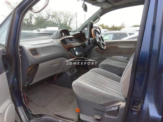 Mitsubishi Delica Spacegear 2001 thumbnail 6