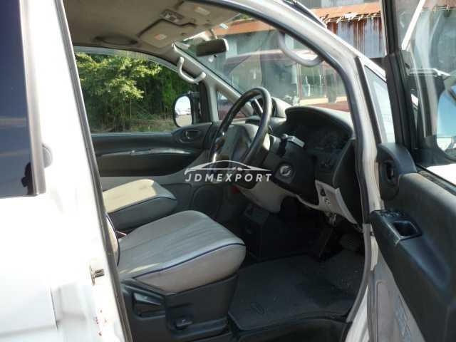 Mitsubishi Delica Spacegear 1999 thumbnail 3