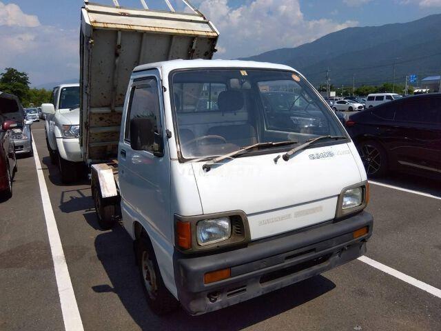 Daihatsu Hijet Truck 1990 thumbnail 4