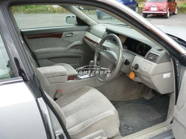 Nissan Cedric 2002 thumbnail 4