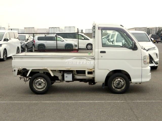 Daihatsu Hijet Truck 2000 thumbnail 4