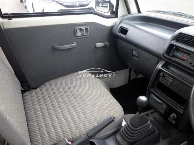 Daihatsu Hijet Truck 2000 thumbnail 10