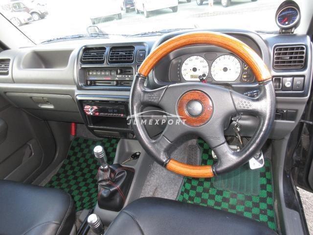 Suzuki Jimny 1999 thumbnail 3