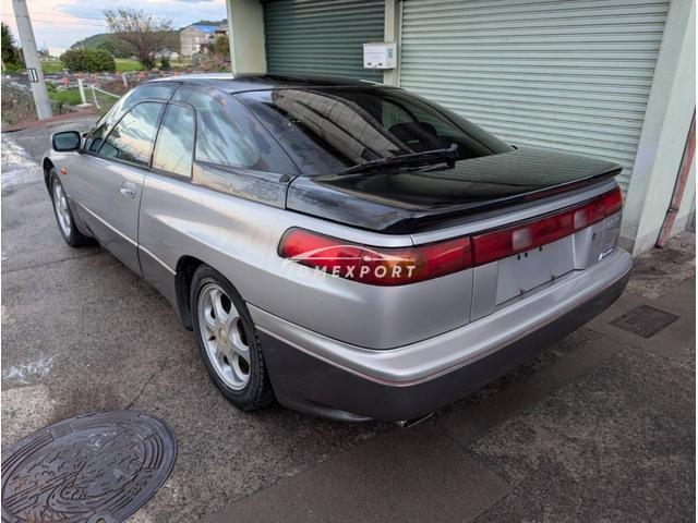 Subaru Alcyone SVX 1991 thumbnail 4