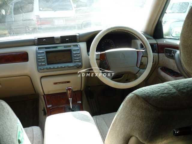 Toyota Crown Majesta 1999 thumbnail 10