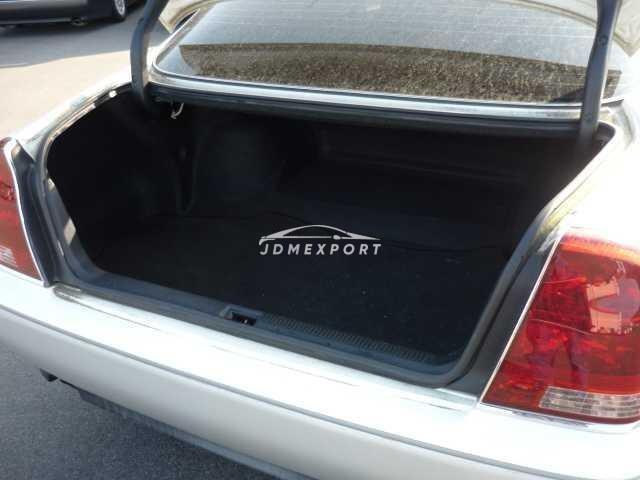 Toyota Crown Majesta 1999 thumbnail 6