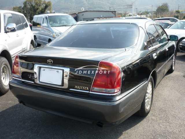 Toyota Crown Majesta 2000 thumbnail 2