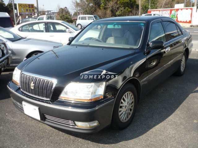 Toyota Crown Majesta 2000