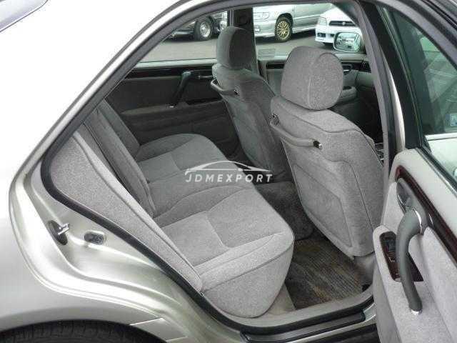 Toyota Crown 2000 thumbnail 4