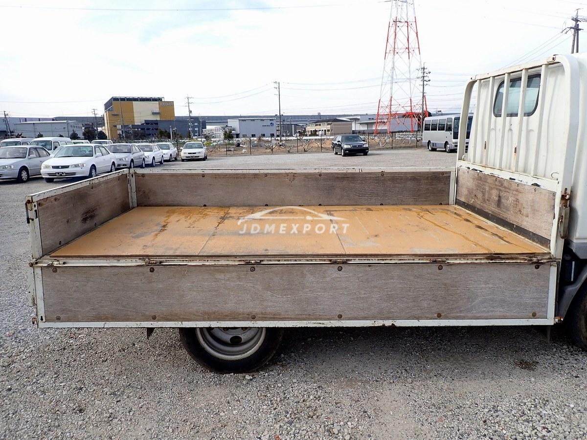 Mitsubishi Fuso Canter 2001 thumbnail 33