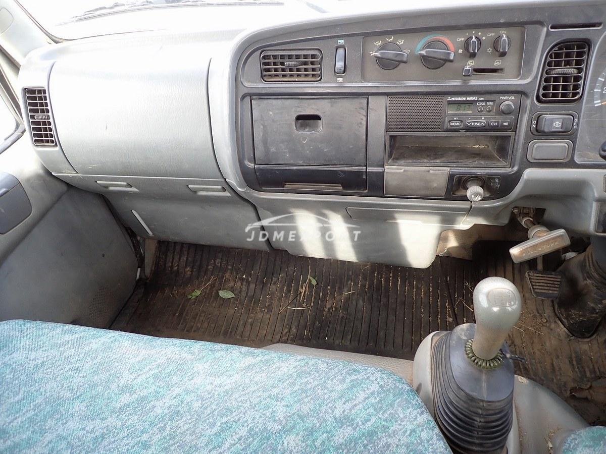 Mitsubishi Fuso Canter 2001 thumbnail 28